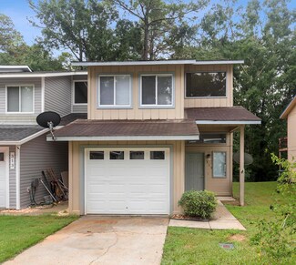 315 Candlebrook Dr, Enterprise, AL 36330