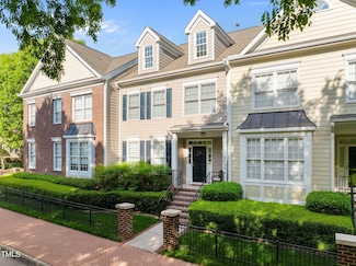 2503 Saint Pauls Square, Raleigh, NC 27614