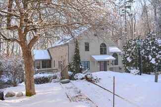 18 Bobbin Hill, Grantham, NH 03753