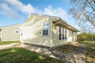 2549 Vale Dr, Dayton, OH 45420