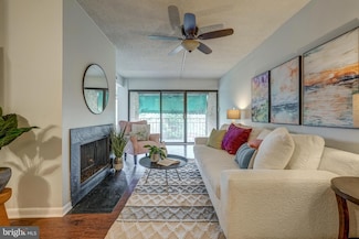 1513 Regency Woods Rd Unit 302, Henrico, VA 23238