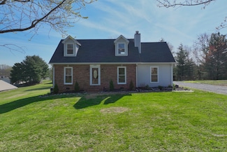 4383 Brownstone Dr, Cross Plains, TN 37049