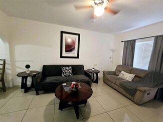 2305 Monroe St Unit 1, Hollywood, FL 33020