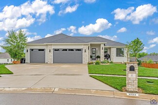 2524 SE Neptune Ct, Topeka, KS 66605