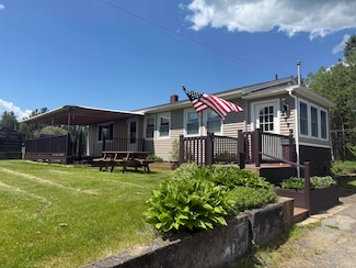 2779 River Rd, Guildhall, VT 05905