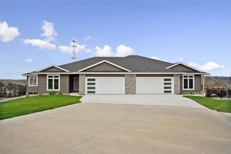 614 J Ave NE, Cedar Rapids, IA 52402