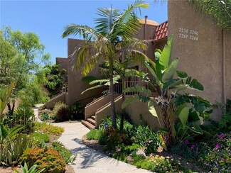 2242 Molino Ave, Signal Hill, CA 90755