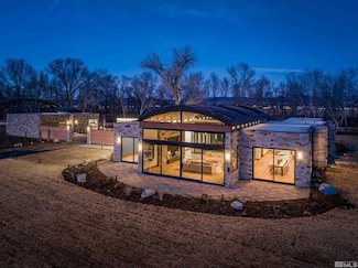 557 Wyatt Ln, Gardnerville, NV 89460