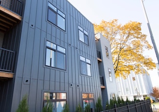 504 Lyman Ave Unit 201, Oak Park, IL 60304