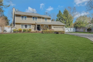 166 Cold Spring Rd, Syosset, NY 11791