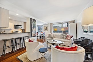 50 Lexington Ave Unit 8D, New York, NY 10010