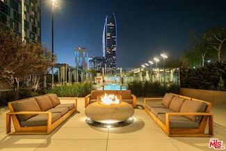 889 Francisco St Unit 3801-J, Los Angeles, CA 90017
