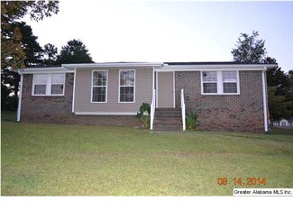 7910 Robbins Cir, Dora, AL 35062