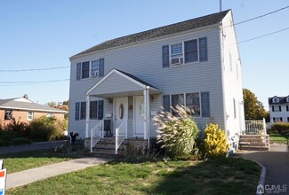52 Hanson Ave, Fords, NJ 08863
