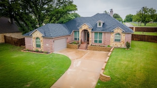 109 Kari Linda Ct, Weatherford, TX 76085