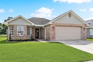 4824 Grand Bayou Dr, Marrero, LA 70072