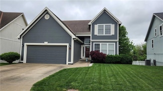 725 Redbud Dr, Paola, KS 66071