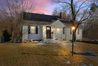 22 Stratford Rd, Natick, MA 01760