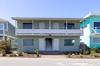 813 Ocean View Blvd, Pacific Grove, CA 93950
