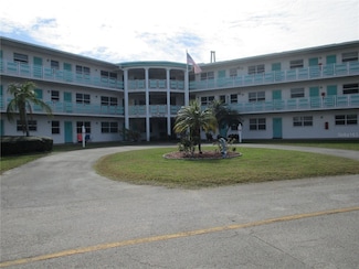 1950 59th Ave N Unit 212, Saint Petersburg, FL 33714