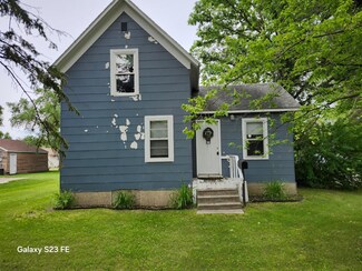 624 Tindolph Ave S, Thief River Falls, MN 56701