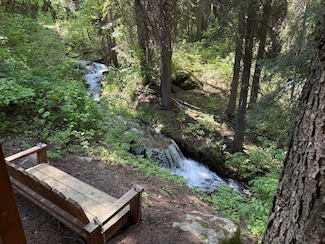 24 Wapiti Dr Unit 17, 18,& 23, Cascade, ID 83611