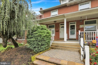 210 N Waverly St, Reading, PA 19607