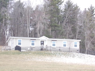135 Queen Marcia Ln, Pipestem, WV 25979