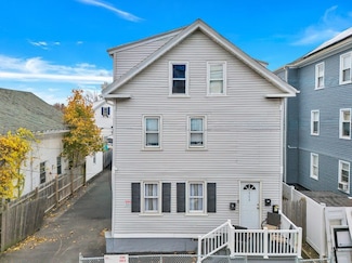 300 Admiral St, Providence, RI 02908