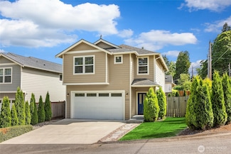 2653 19th St, Bremerton, WA 98312