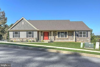 305 Darlene St, York, PA 17402