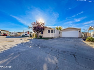 45465 25th St E Unit 262, Lancaster, CA 93535