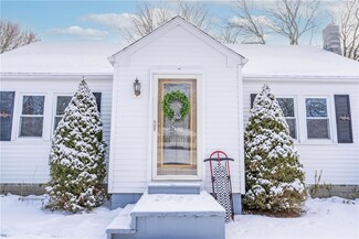 93 Canandaigua St, Port Gibson, NY 14537