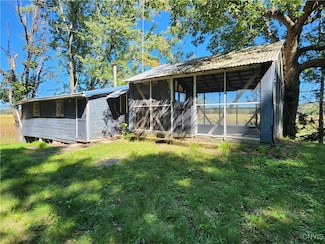 47108 Langlois Dr, Alexandria Bay, NY 13607