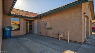 305 Crosswind Way, Las Vegas, NV 89145