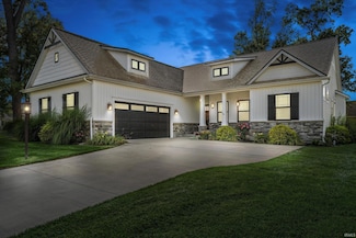 1404 River Cove Dr, Osceola, IN 46561