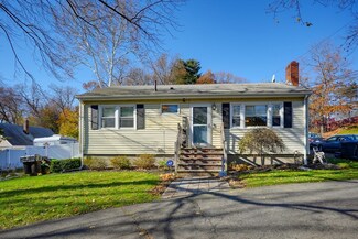 25 Garden St, Woburn, MA 01801