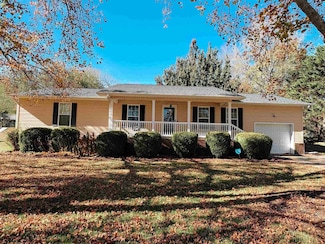 1019 8th St NW, Arab, AL 35016