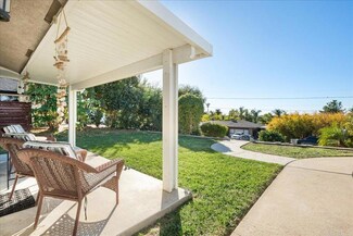1247 Alessandro Ln, Vista, CA 92084