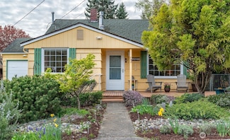 18439 6th Ave NE, Poulsbo, WA 98370