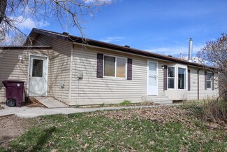 899 10th St NW, Choteau, MT 59422