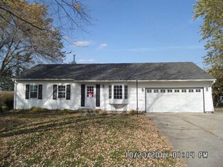 420 W Navaho Ave, Shabbona, IL 60550