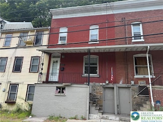 563 S Centre St, Pottsville, PA 17901