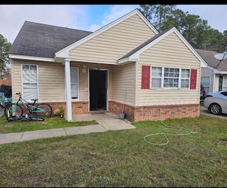 10589 E Bay Tree Dr, Gulfport, MS 39503