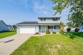640 Cobblestone Dr, Amherst, OH 44001