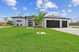 834 SW 31st Terrace, Cape Coral, FL 33914
