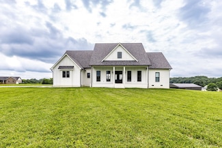 1031 Kennedy Ln, Cottontown, TN 37048