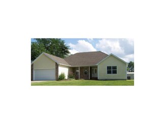 309 W 1st St, Adrian, MO 64720