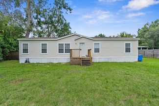 7312 Manhattan Dr, Tampa, FL 33625