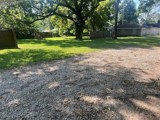 214 E Main St, Lebanon, IL 62254